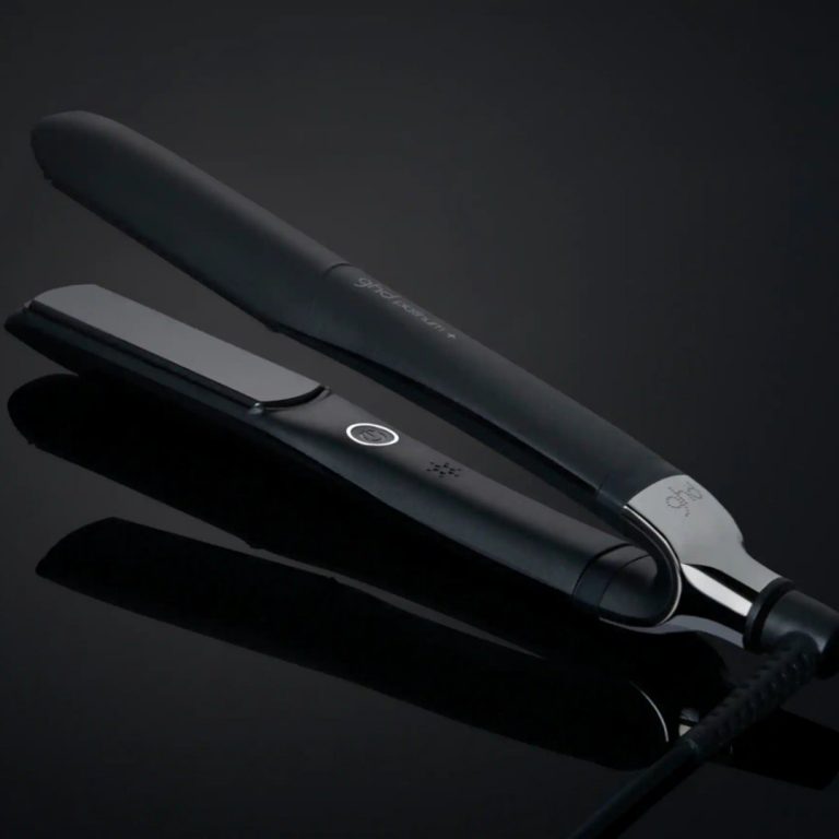 GHD Platinum+ Smart Styler Gift Set